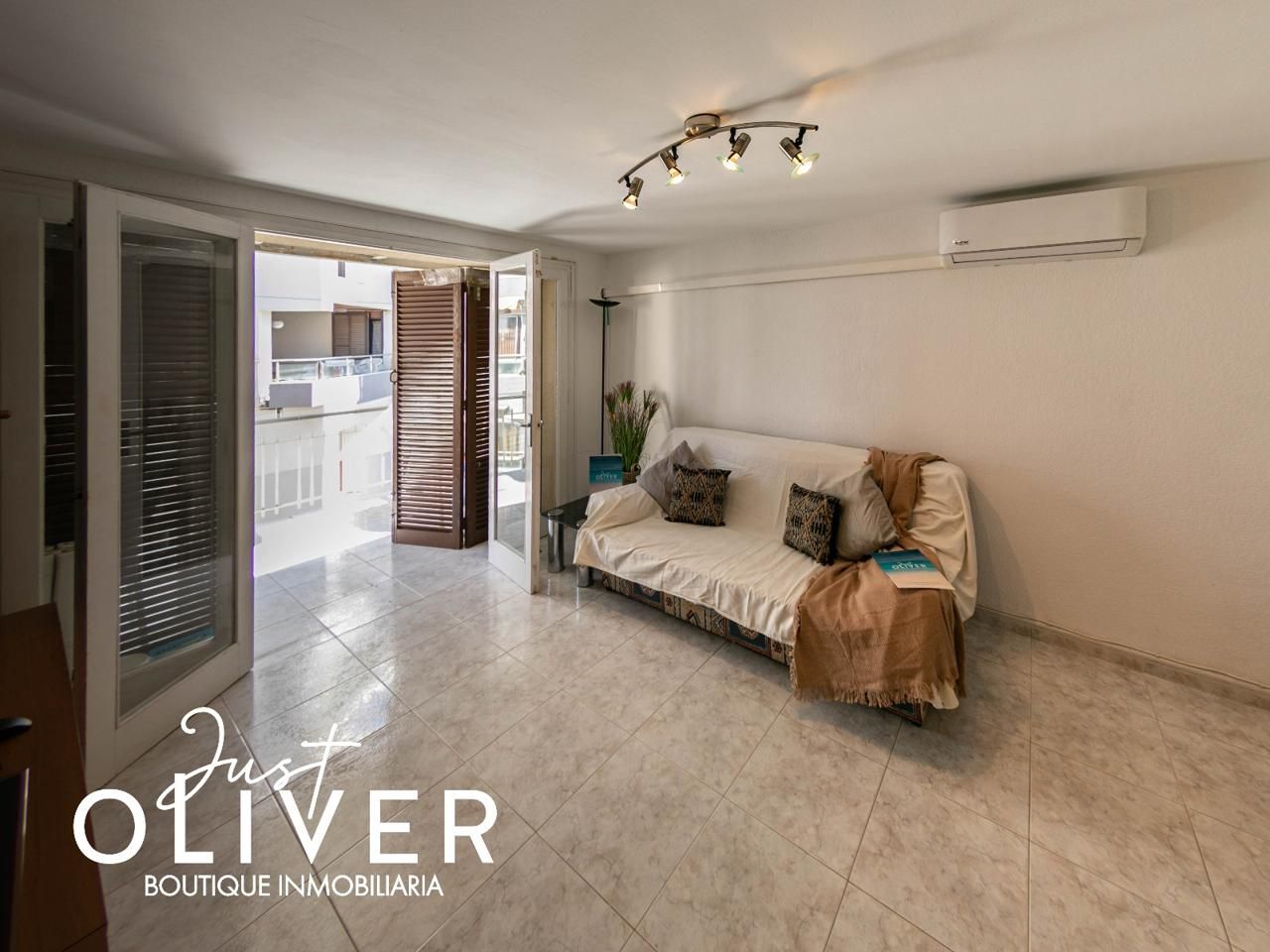 Sala de estar de Piso en venta en Vila-seca con Aire acondicionado, Terraza y Amueblado