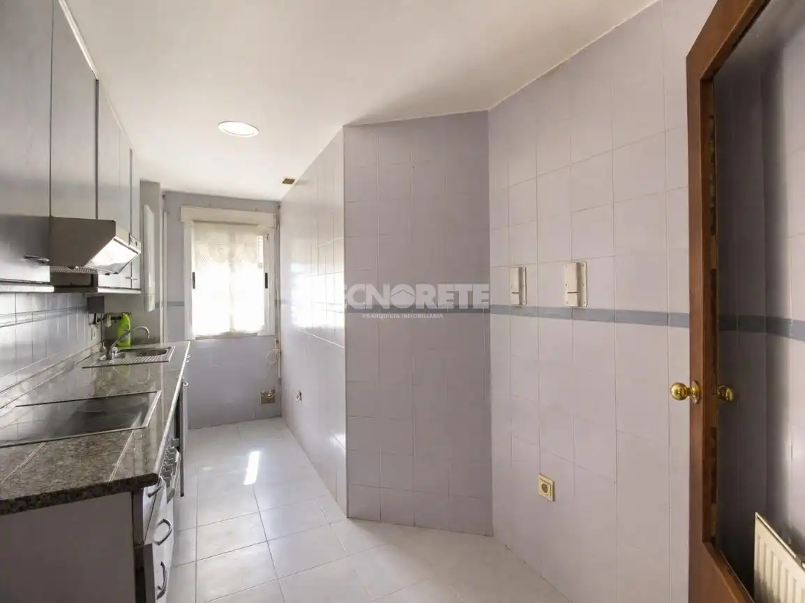 Appartamento con piscina in vendita a Avenida Río Estenilla, imagen 11