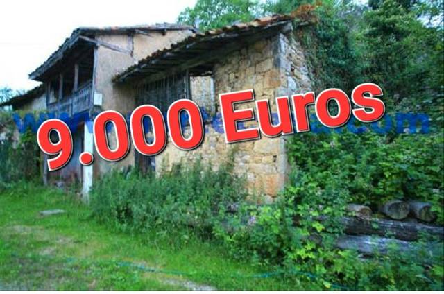 Casa-chalet en Venta en Calle Luis Armiñán en Nava