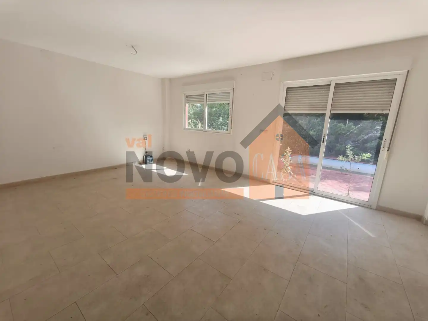 Living room of Houses for sale in Chiva  with Storage room and Swimming Pool
