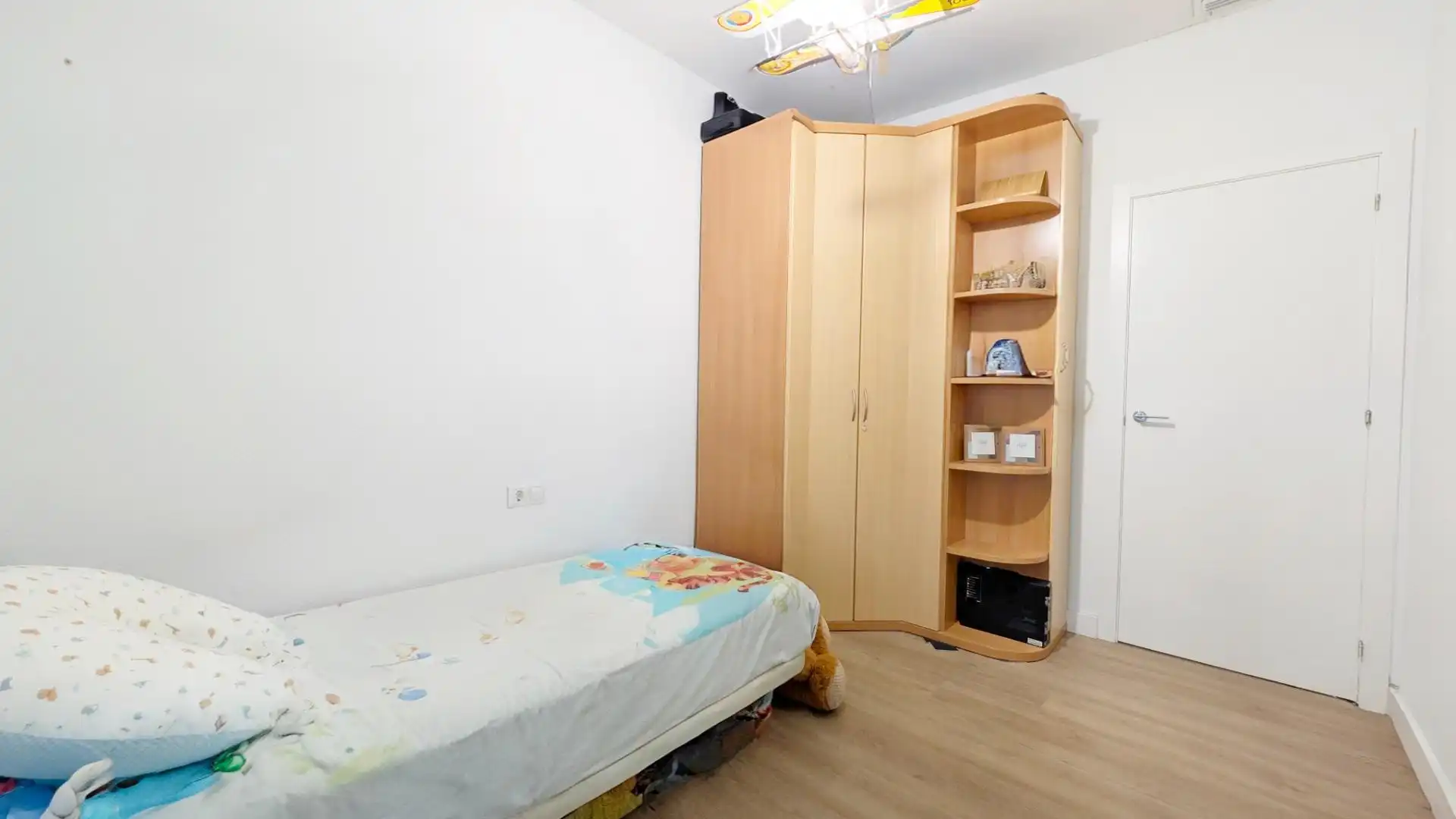 Habitación de Planta baja en venta en Elche / Elx con Trastero y Amueblado