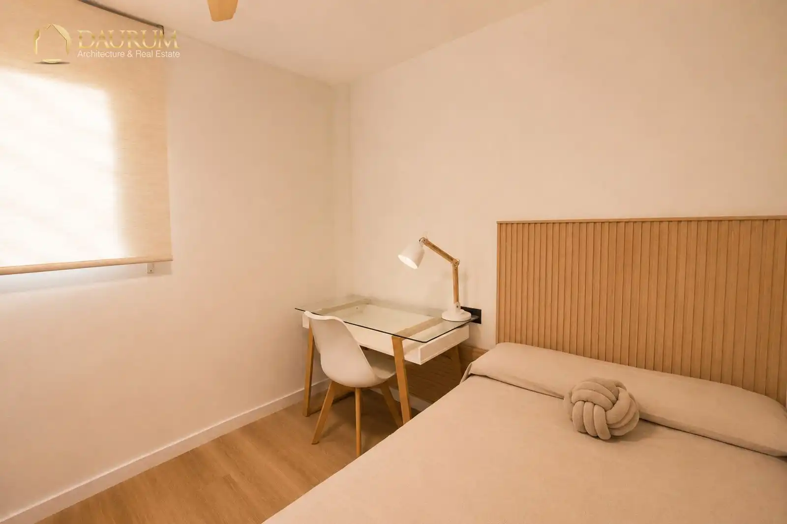 Habitación de Piso en venta en Alicante / Alacant con Aire acondicionado, Terraza y Piscina