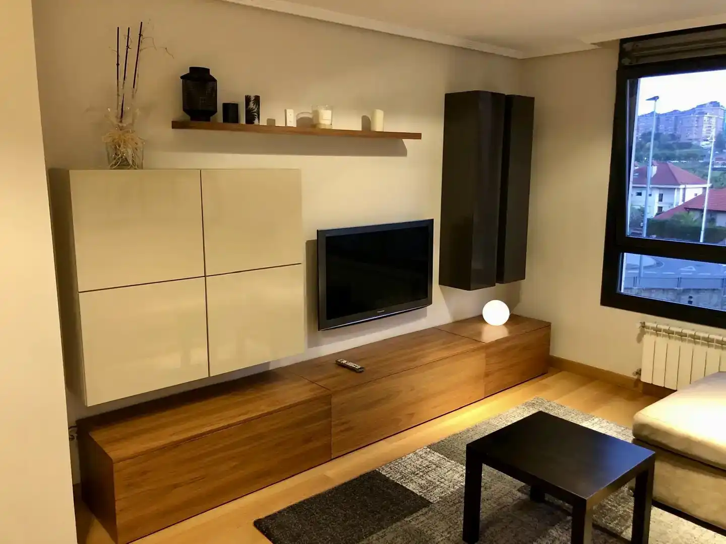 Sala d'estar de Pis de lloguer en Santander amb Jardí privat, Parquet i Traster