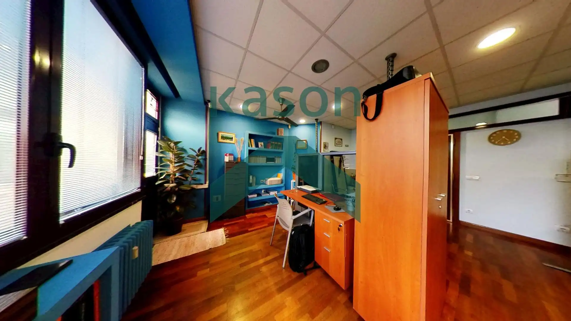 Office for sale in Madrid  with Air Conditioner and Heating