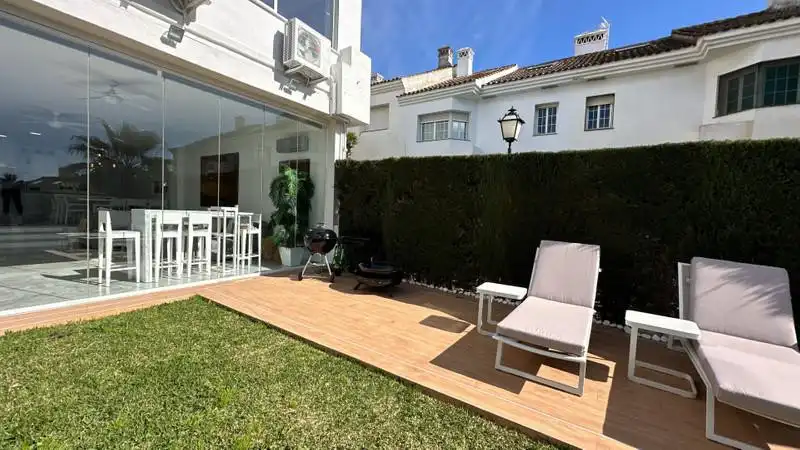 Terrace of Detached homes for rent in Estepona  with Air Conditioner, Terrace and Storage room