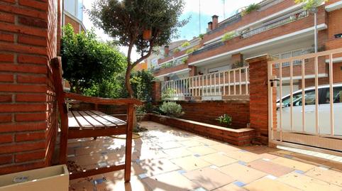 Foto 2 de Casa o xalet en venda a Carrer Joaquim Torres García, Vista Alegre, Barcelona