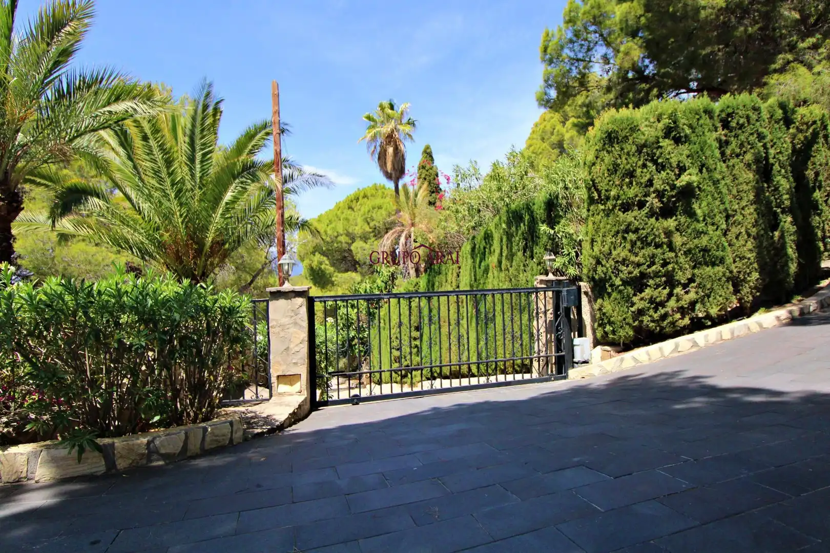 Vista exterior de Casa o chalet en venta en Altea con Calefacción, Jardín privado y Terraza