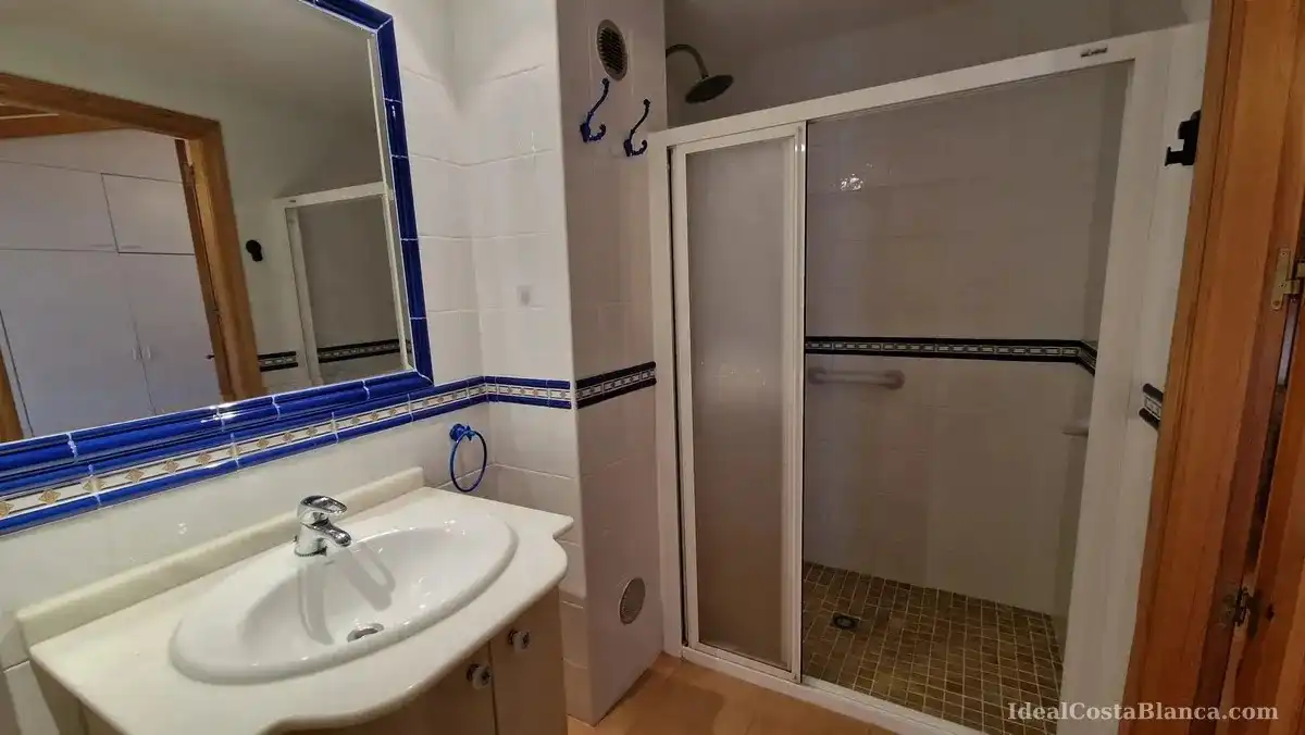 Badezimmer von Country house zur Miete in El Castell de Guadalest, Alicante