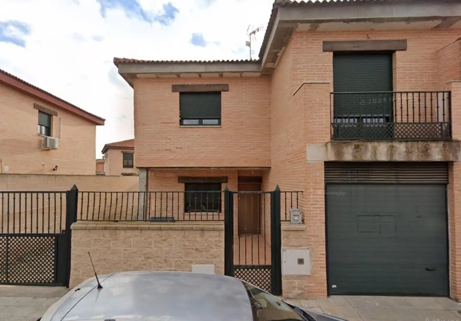 Adossat en venda a Valle Inclan