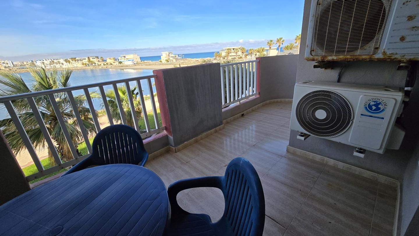 Terrassa de Apartament en venda en La Manga del Mar Menor amb Aire condicionat, Moblat i Balcó
