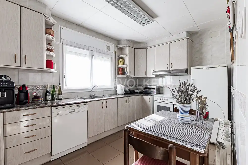 Kitchen of Houses for sale in Argençola  with Heating and Balcony