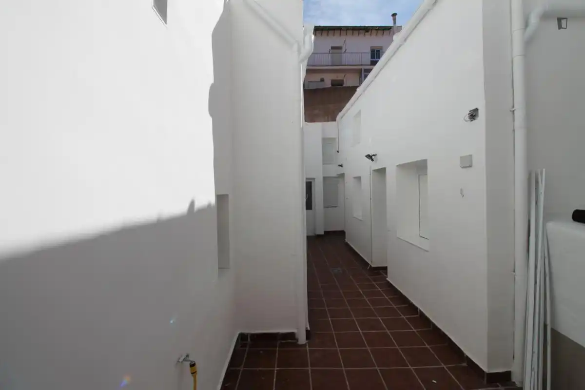Study for rent in Zofio