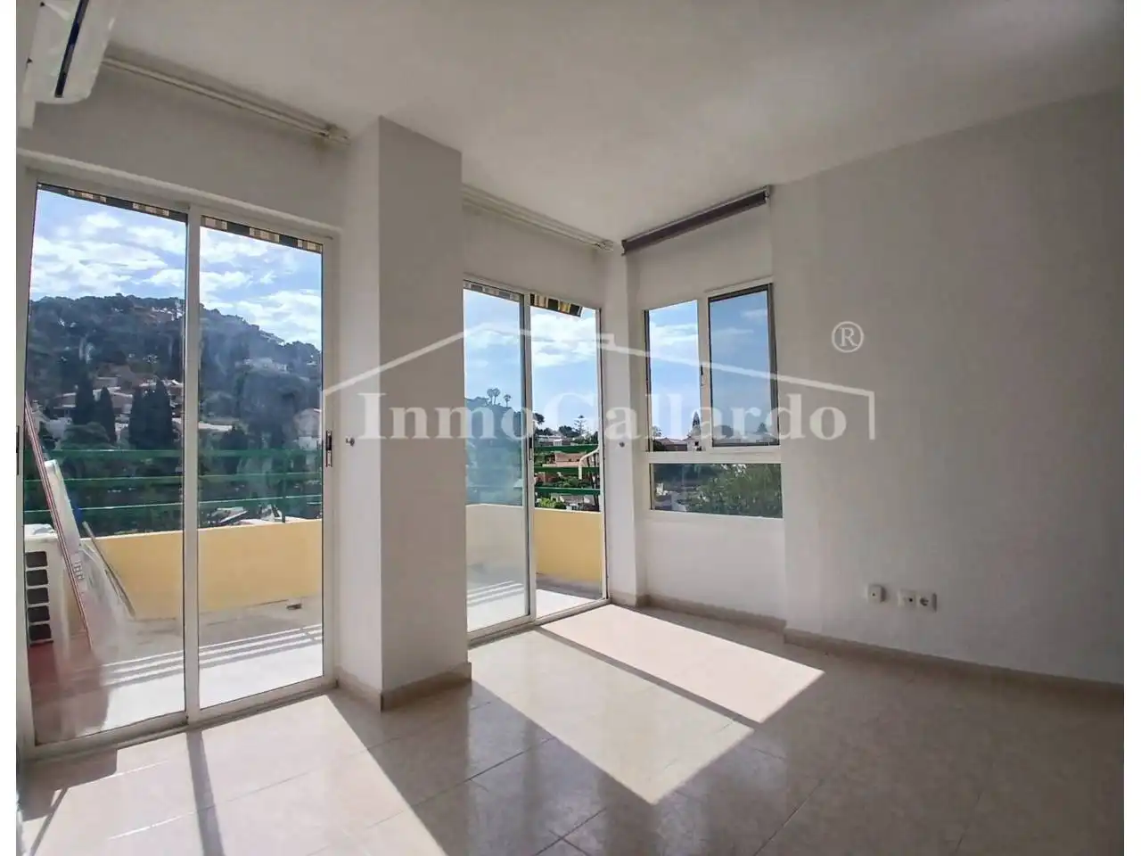 Exterior view of Apartments for rent in Málaga  with Air Conditioner and Terrace
