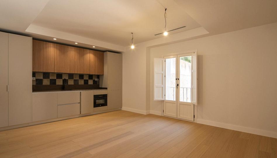 Photo 1 of Flat for sale in Calle Horno del Vidrio, Barrio de Albaicín, Granada