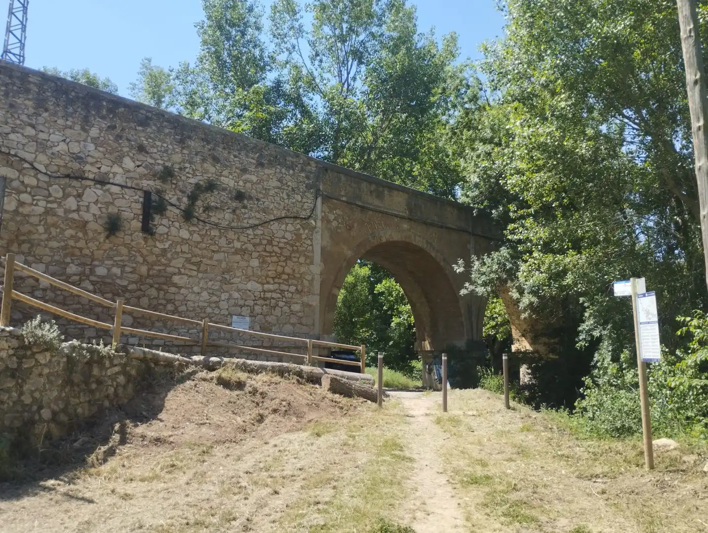 Gebäude zum Verkauf in Rossell