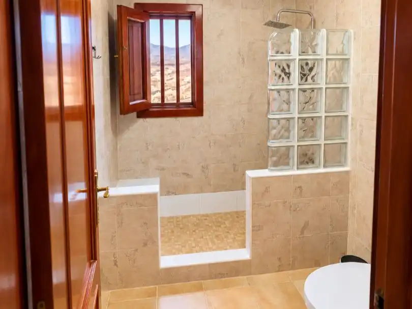 Bany de Casa o xalet de lloguer en Charco de Palo