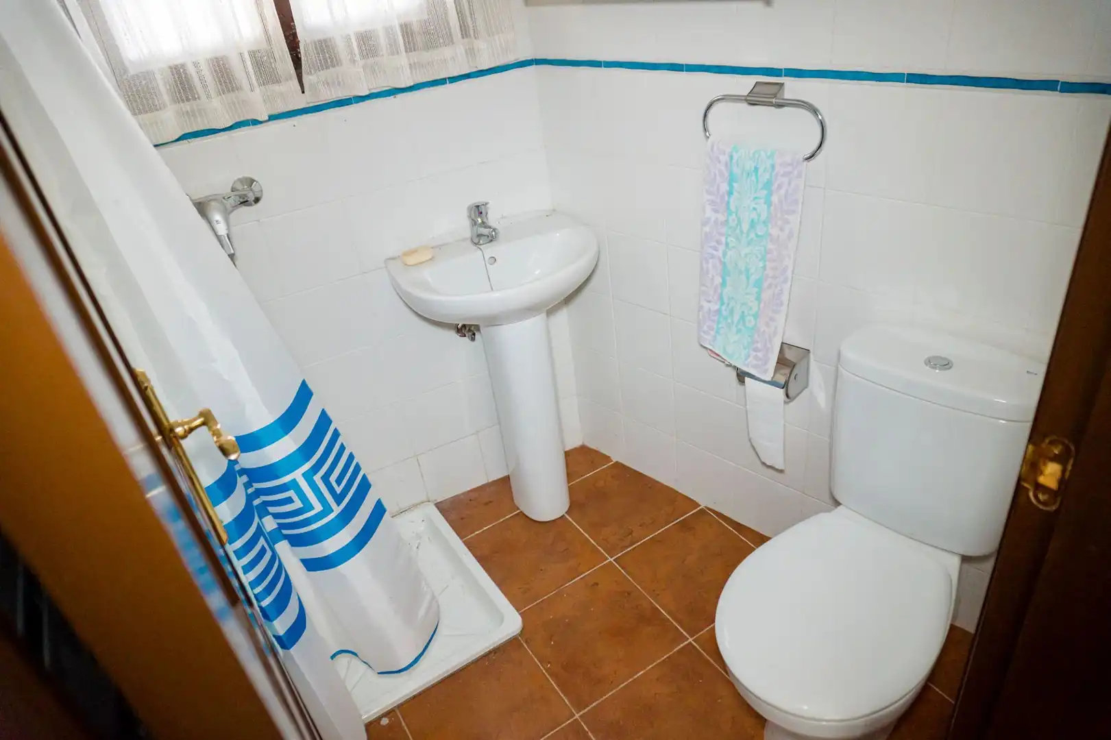 Baño de Casa o chalet en venta en Villafranca del Bierzo con Jardín privado, Terraza y Amueblado