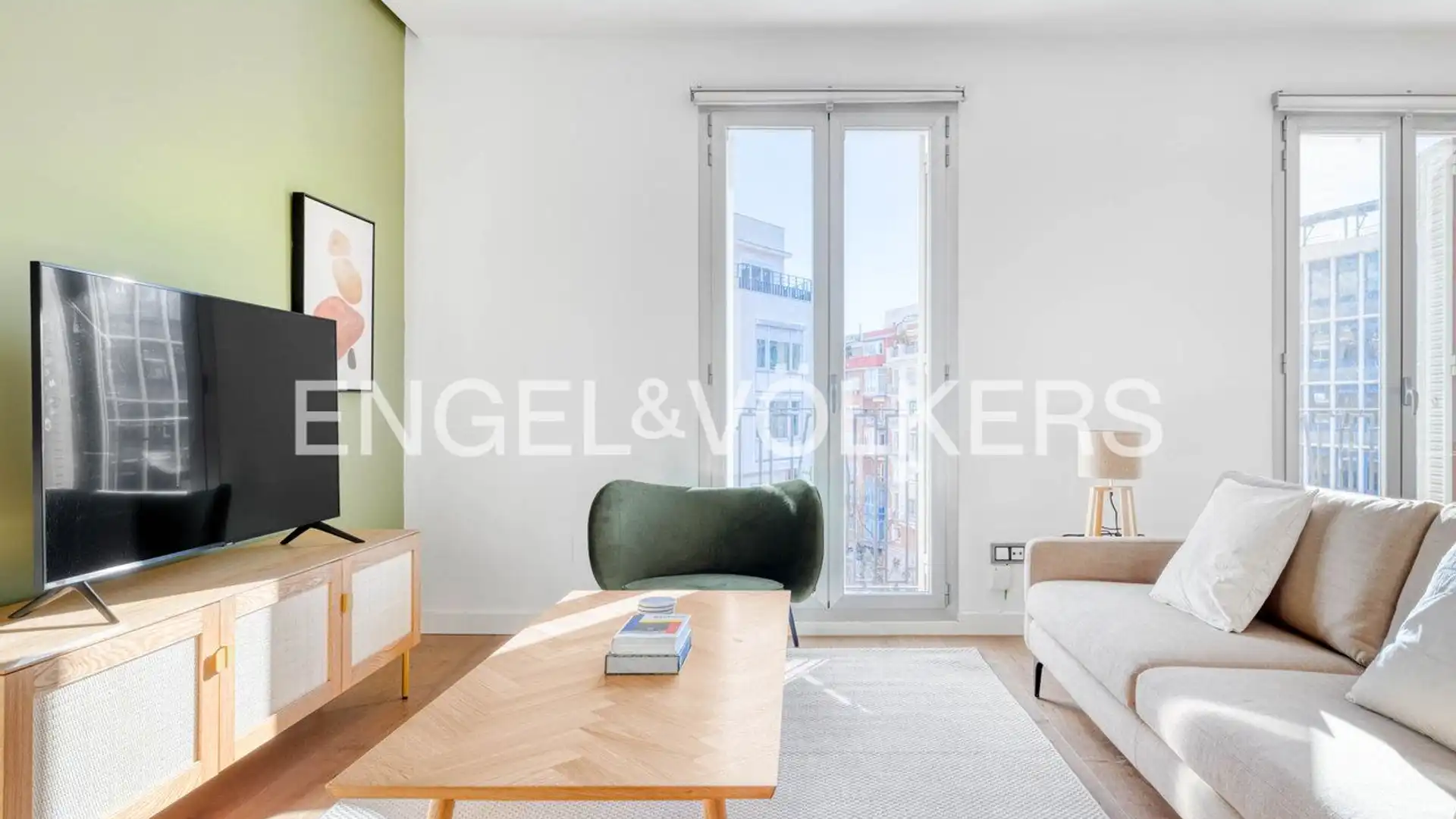 Sala de estar de Piso de alquiler en  Madrid Capital con Aire acondicionado, Calefacción y Terraza