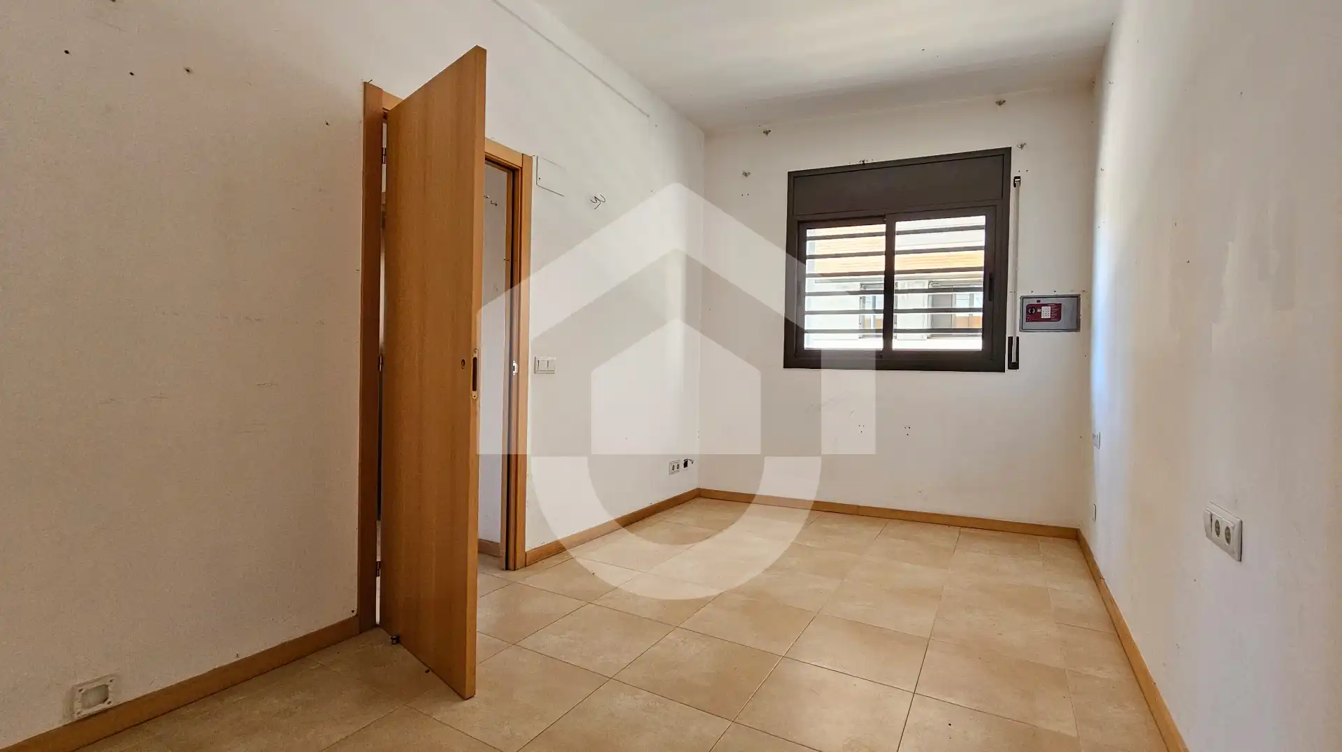 Planta baixa en venda a Porta