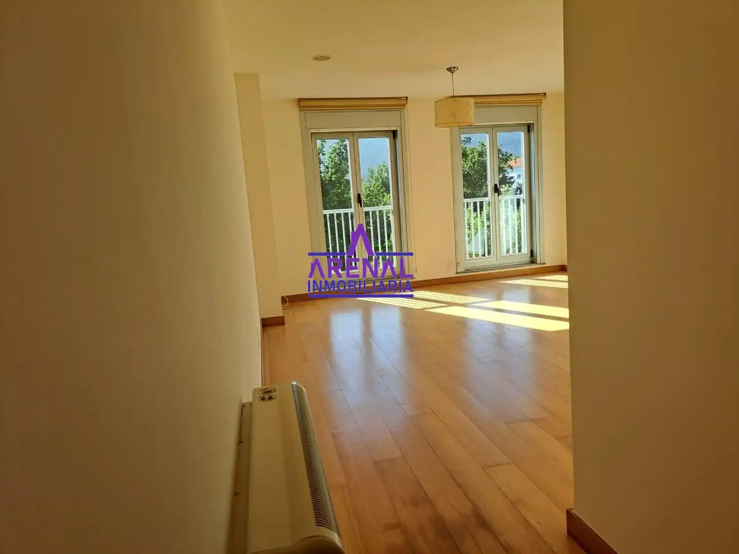 Dormitori de Apartament en venda en A Pobra do Caramiñal amb Calefacció