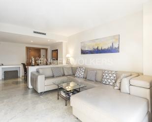 Living room of Apartment for sale in  Barcelona Capital  with Air Conditioner, Heating and Storage room