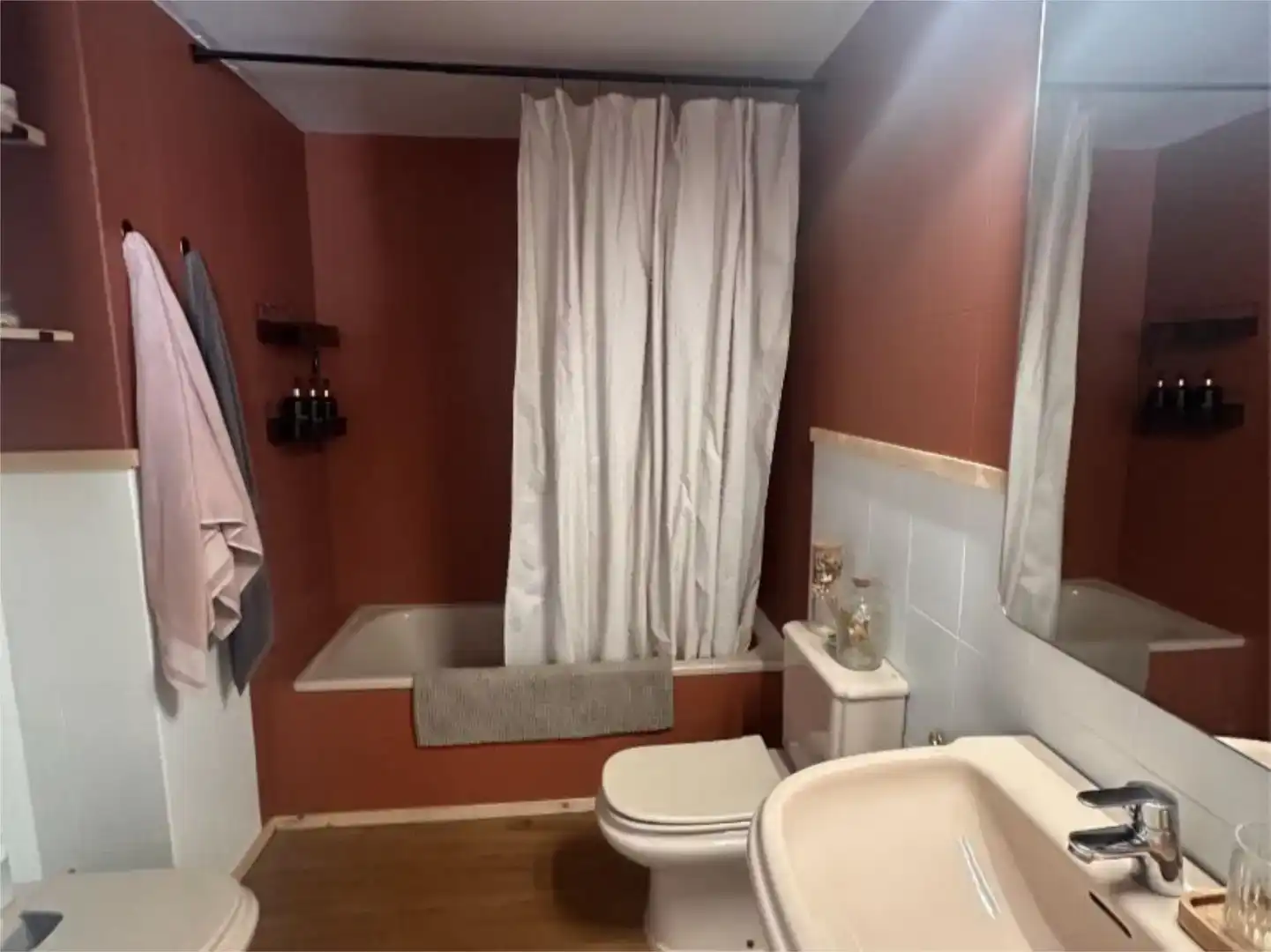 Baño de Ático en venta en Paterna con Aire acondicionado