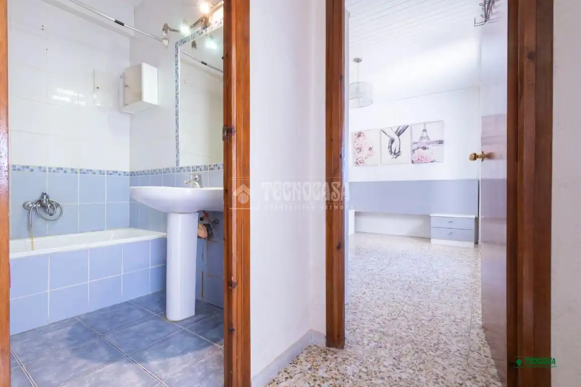 Bathroom of Flat for sale in Albox  with Air Conditioner and Balcony