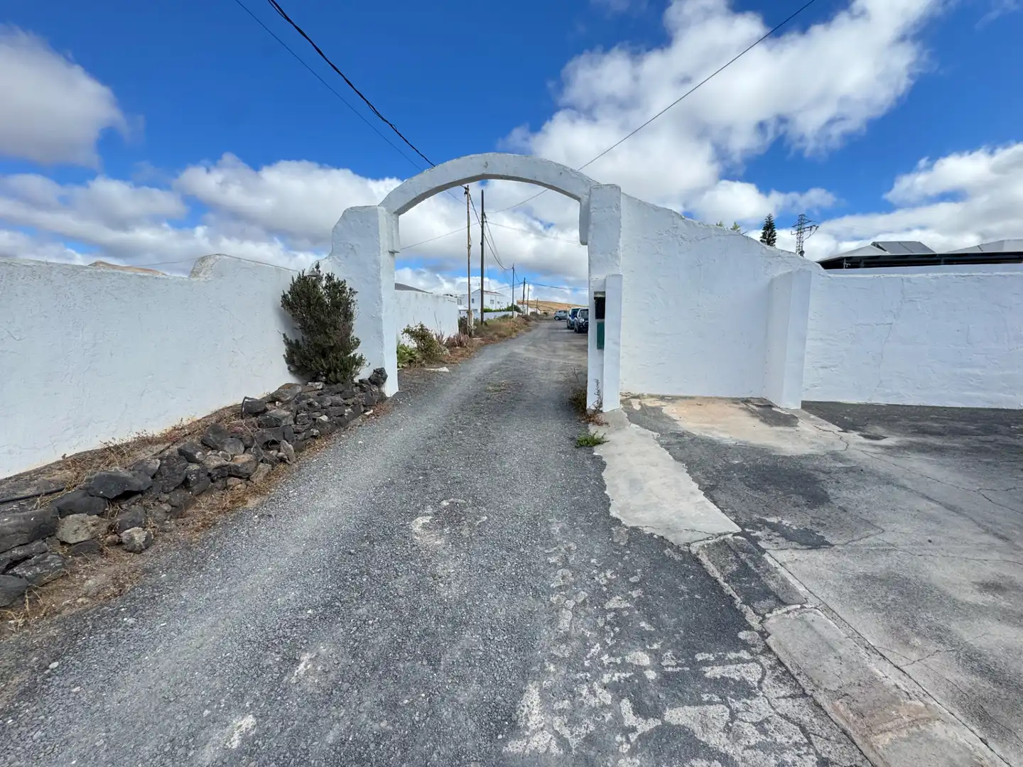 Vista exterior de Casa o chalet en venta en San Bartolomé con Terraza, Piscina y Amueblado