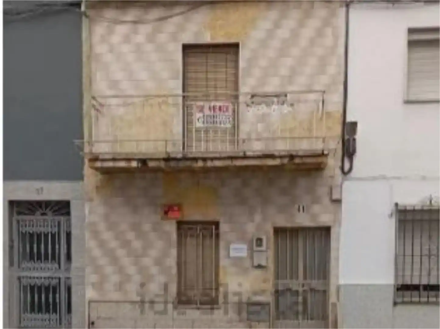 Vista exterior de Dúplex en venta en Andújar con Balcón