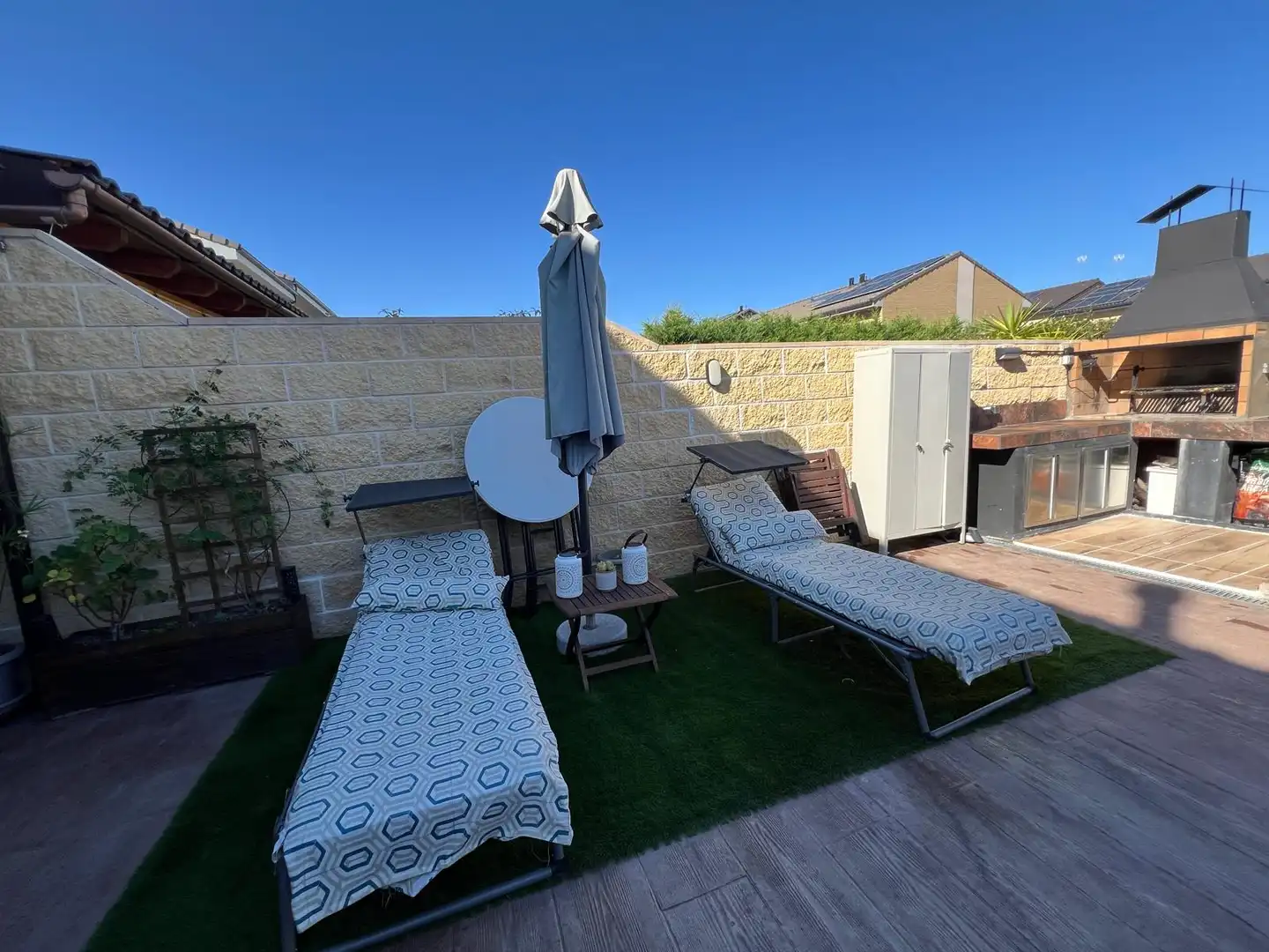 Terraza de Casa adosada en venta en Villalbilla con Aire acondicionado, Calefacción y Jardín privado