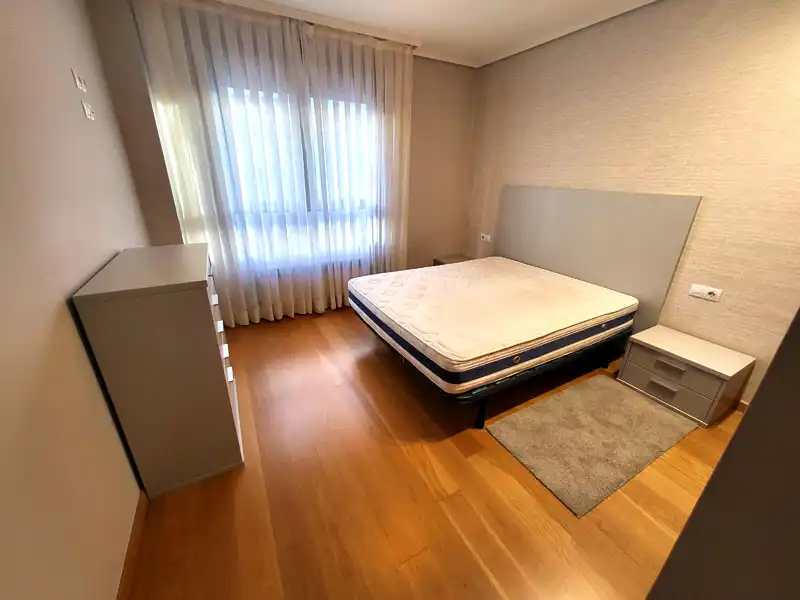 Apartamento de alquiler en Rúa Tomás A. Alonso, Berbés - Peritos