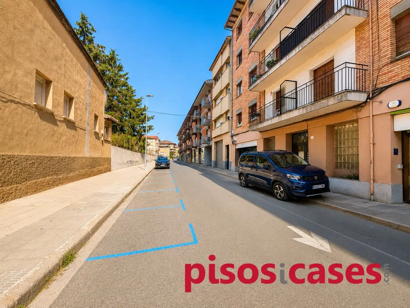 Vista exterior de Local en venta en Vic