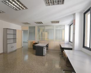 Office for sale in Población de Arroyo  with Air Conditioner