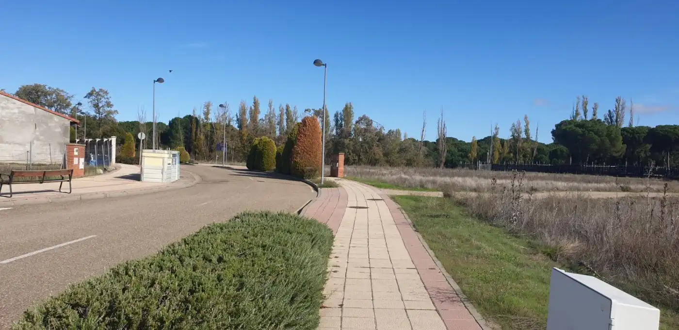 Terreni e lotti in vendita a Aldeamayor de San Martín, imagen 5
