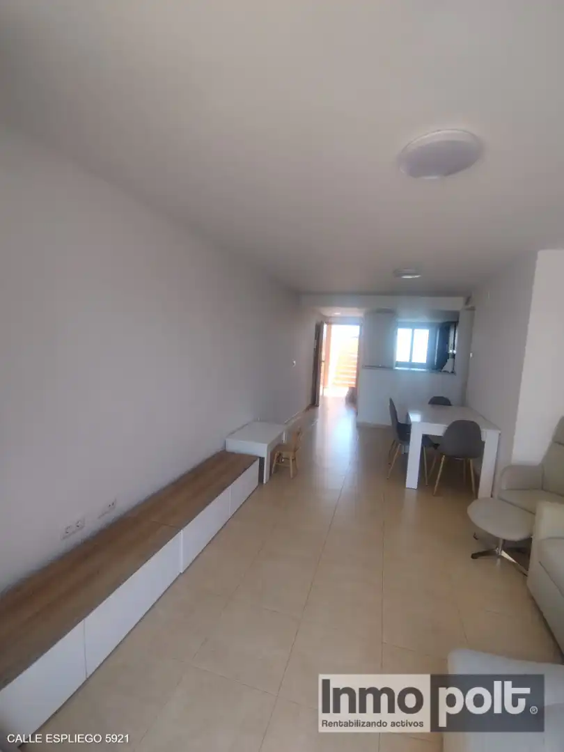 Menjador de Pis en venda en Torre-Pacheco amb Aire condicionat, Jardí privat i Terrassa