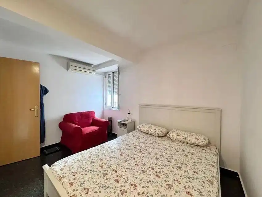 Habitación de Piso en venta en Valencia con Aire acondicionado, Amueblado y Balcón
