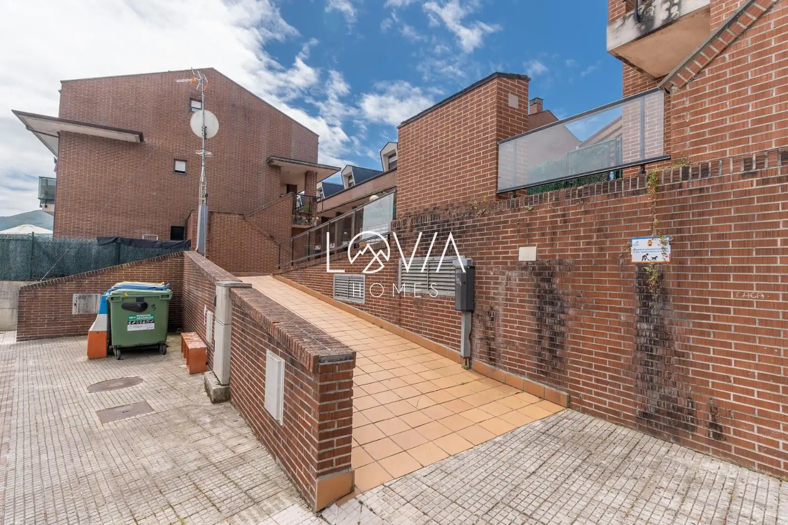 Exterior view of Flat for sale in El Astillero  