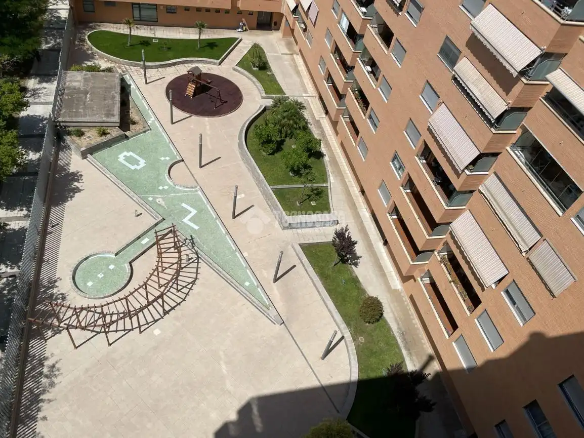 Parking de Piso de alquiler en Zaragoza con Calefacción