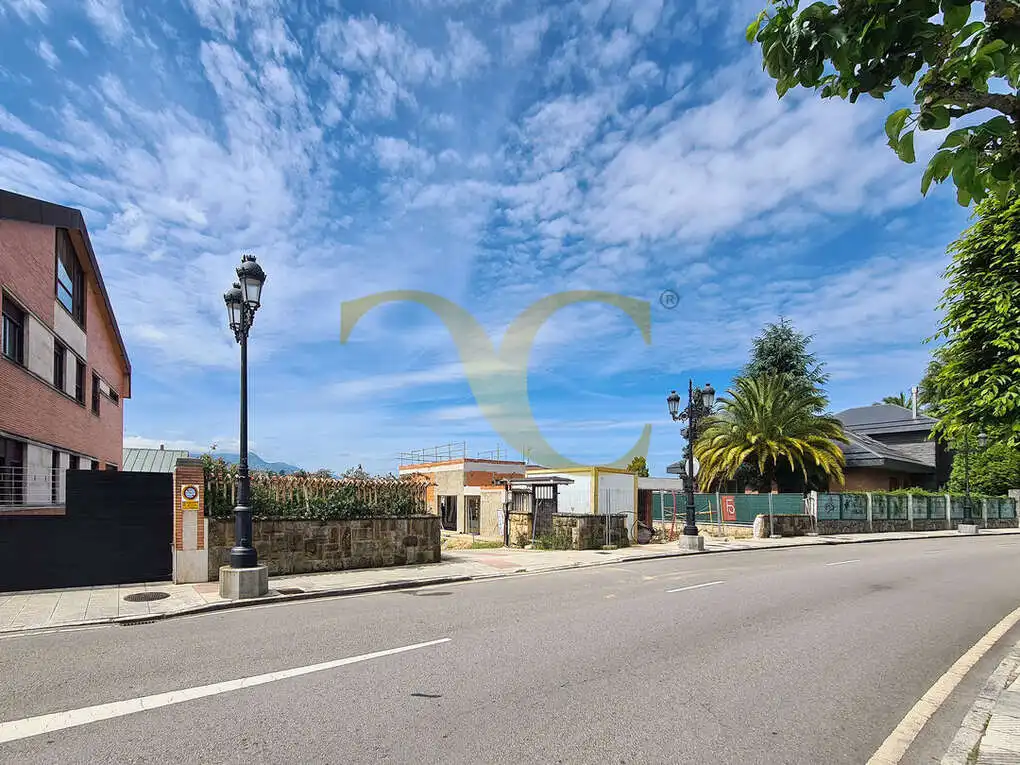 Vista exterior de Residencial en venda en Oviedo 