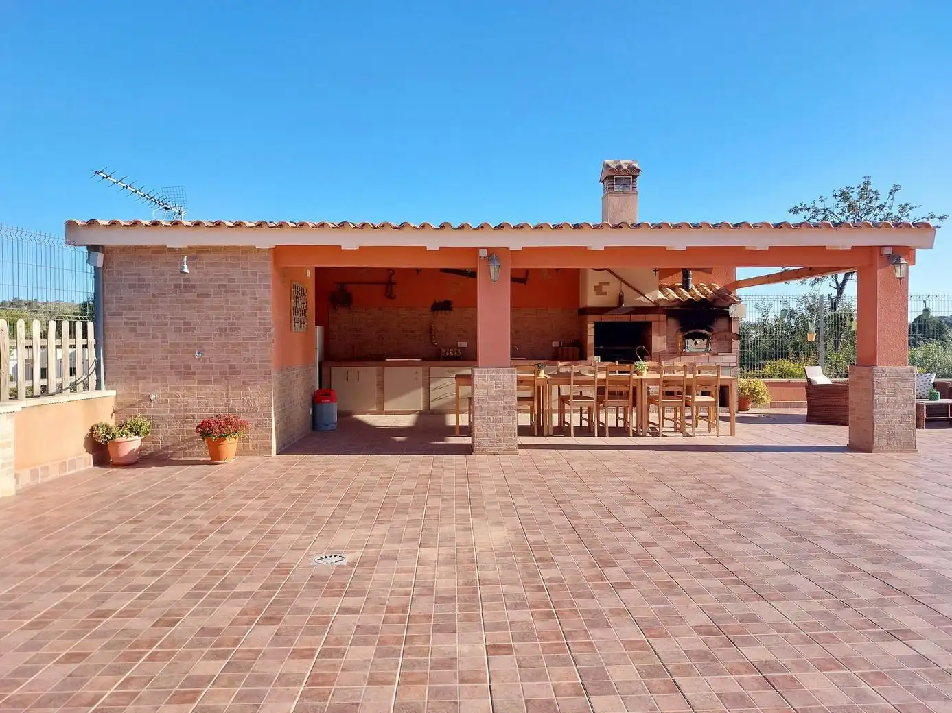 Terrassa de Casa o xalet en venda en Aigües amb Calefacció, Jardí privat i Terrassa