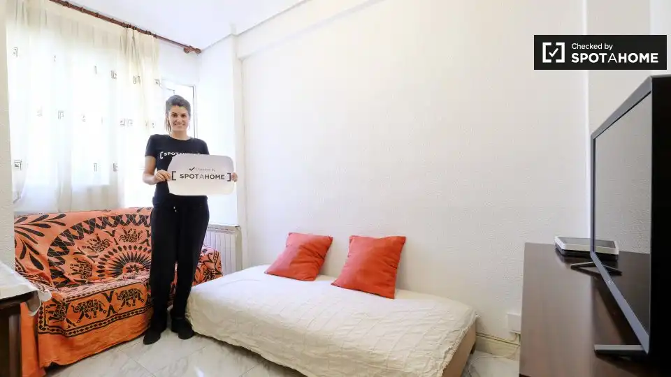 Habitación en Madrid, Madrid