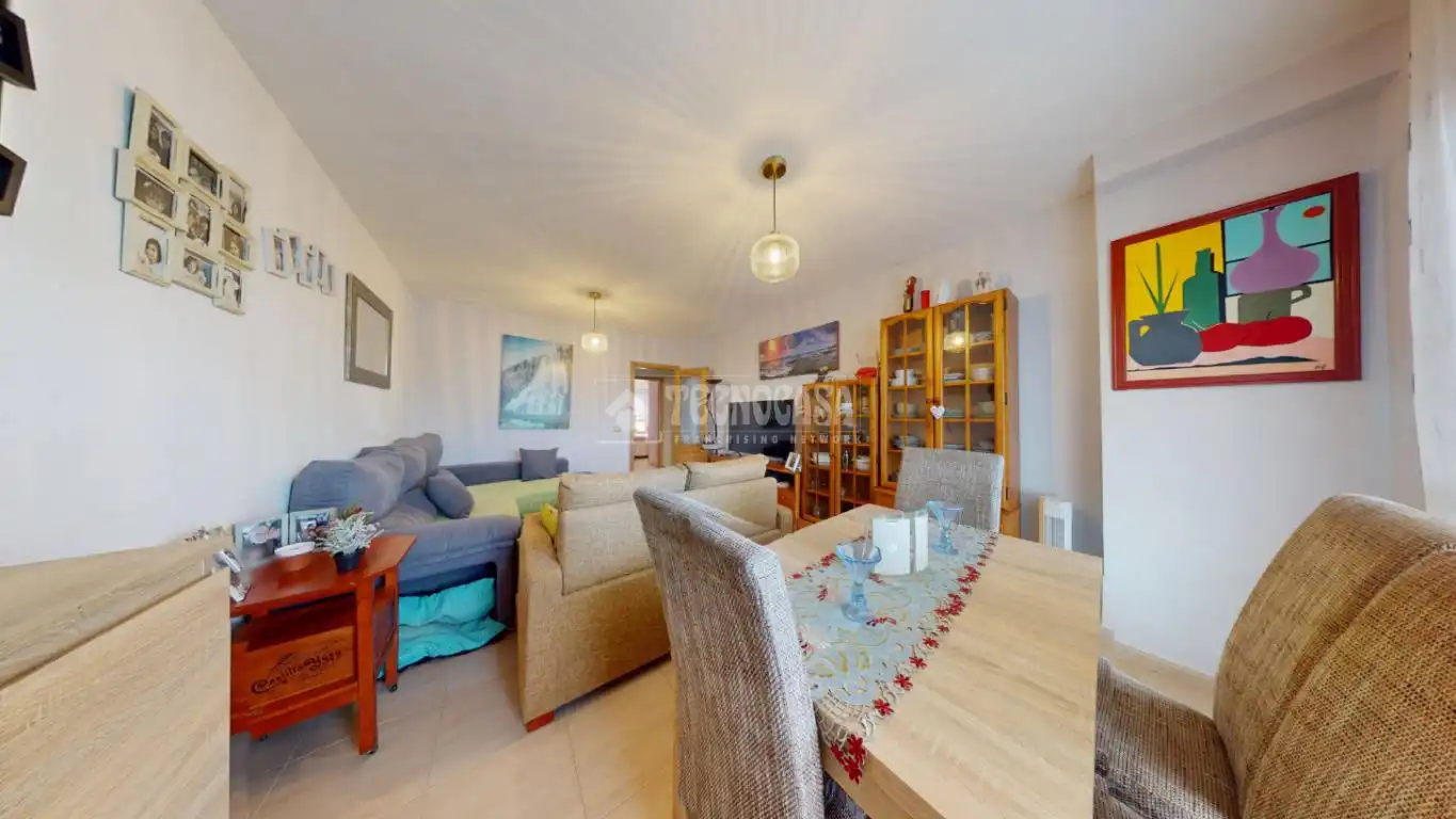 Sala de estar de Piso en venta en Azuqueca de Henares con Calefacción