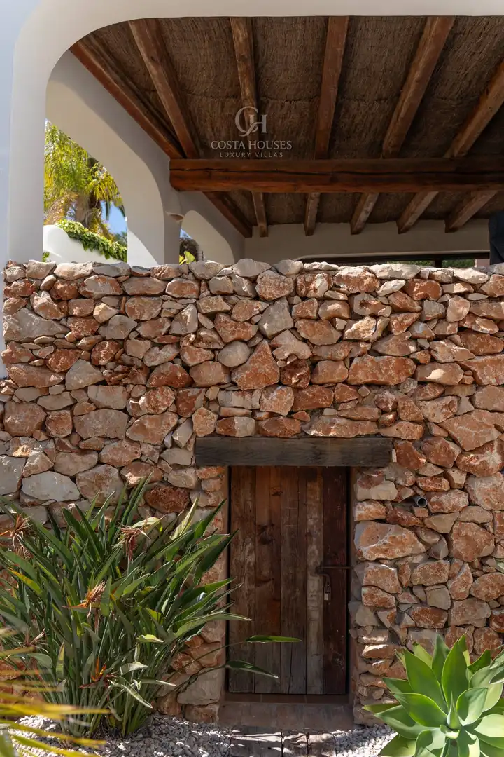 Vista exterior de Casa o xalet en venda en Moraira amb Aire condicionat, Calefacció i Jardí privat