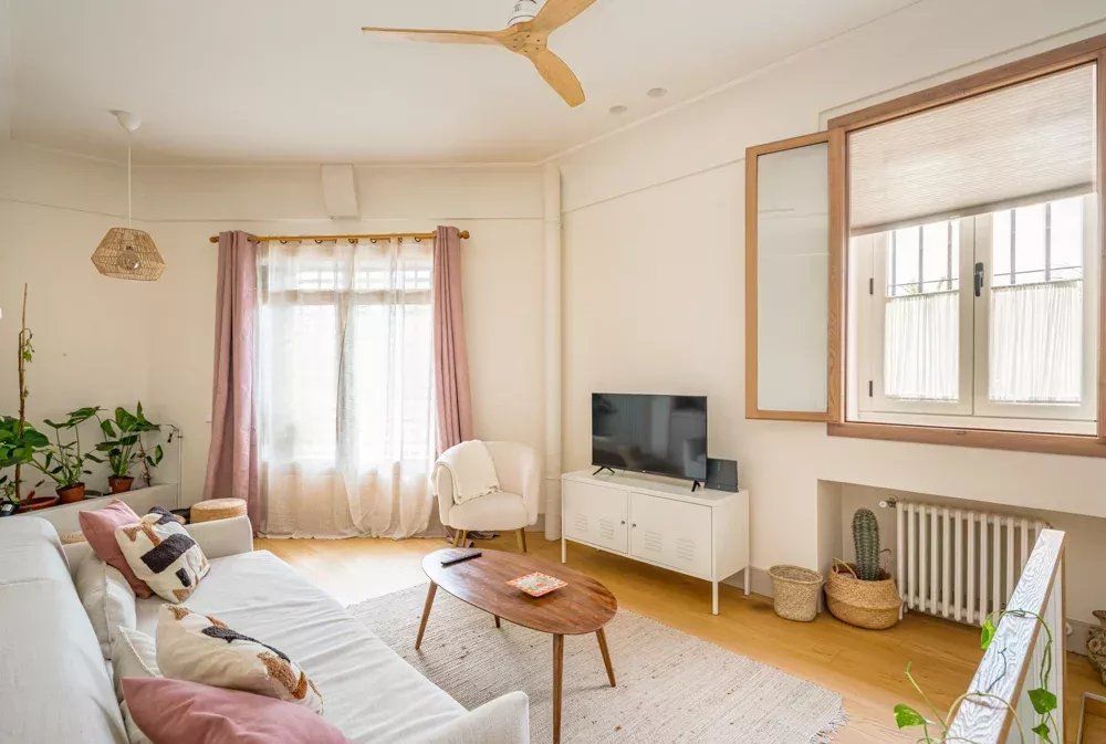 Flat for sale in Argüelles