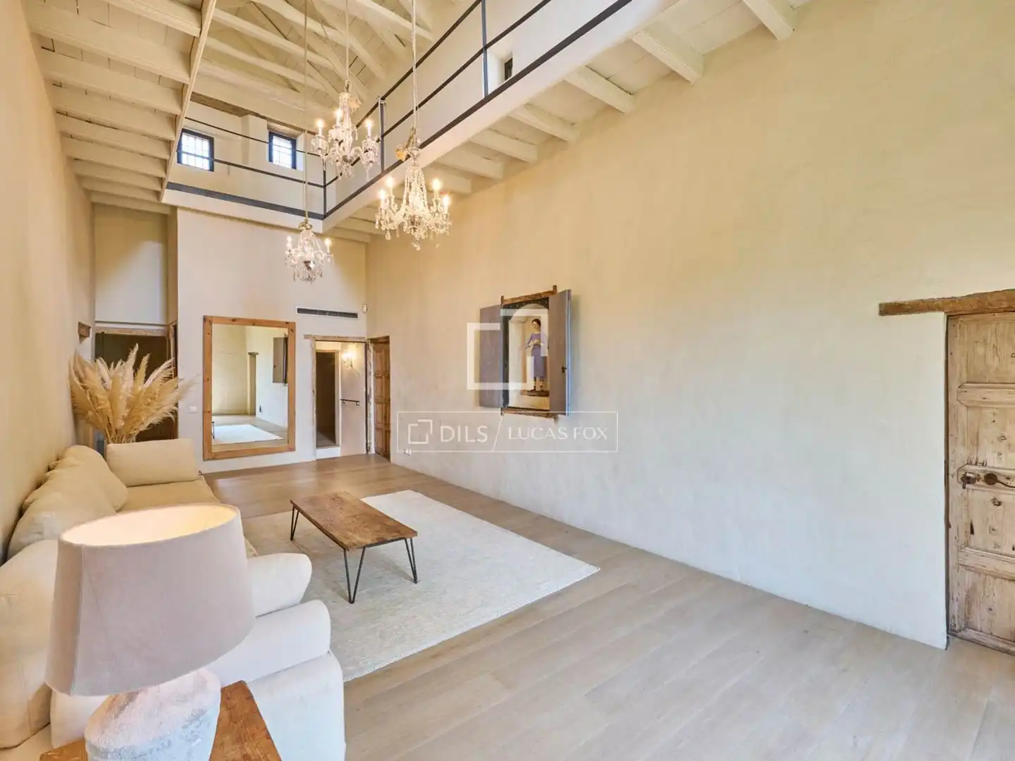 Sala d'estar de Casa o xalet en venda en Alella amb Aire condicionat, Calefacció i Jardí privat