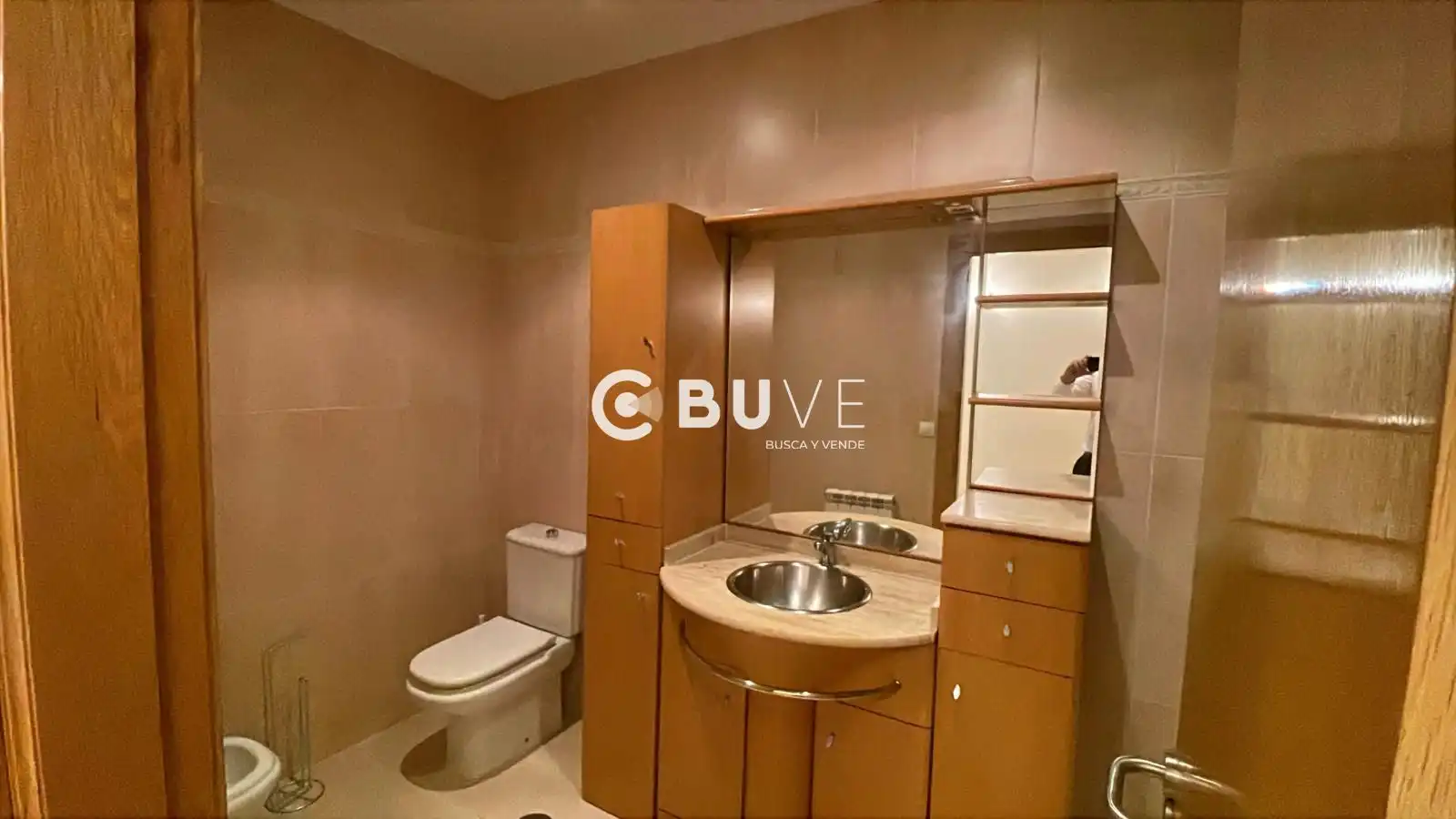 Baño de Piso de alquiler en Valladolid con Calefacción, Terraza y Amueblado