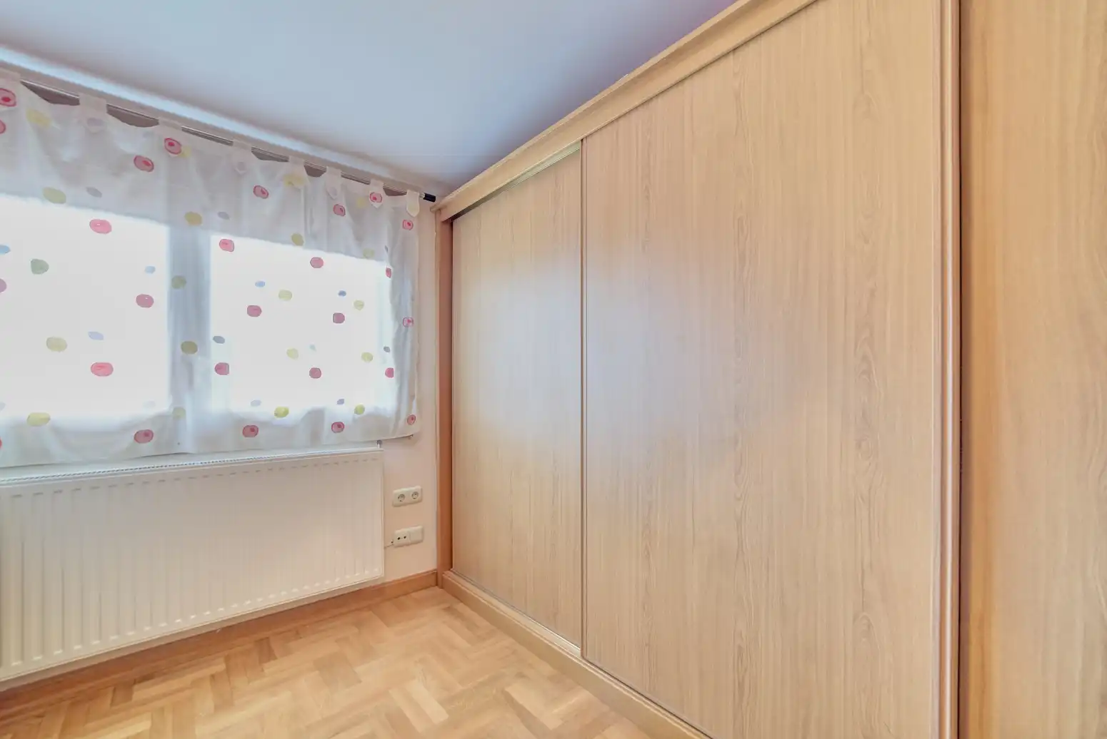 Habitación de Casa adosada en venta en Olite / Erriberri con Calefacción, Jardín privado y Parquet