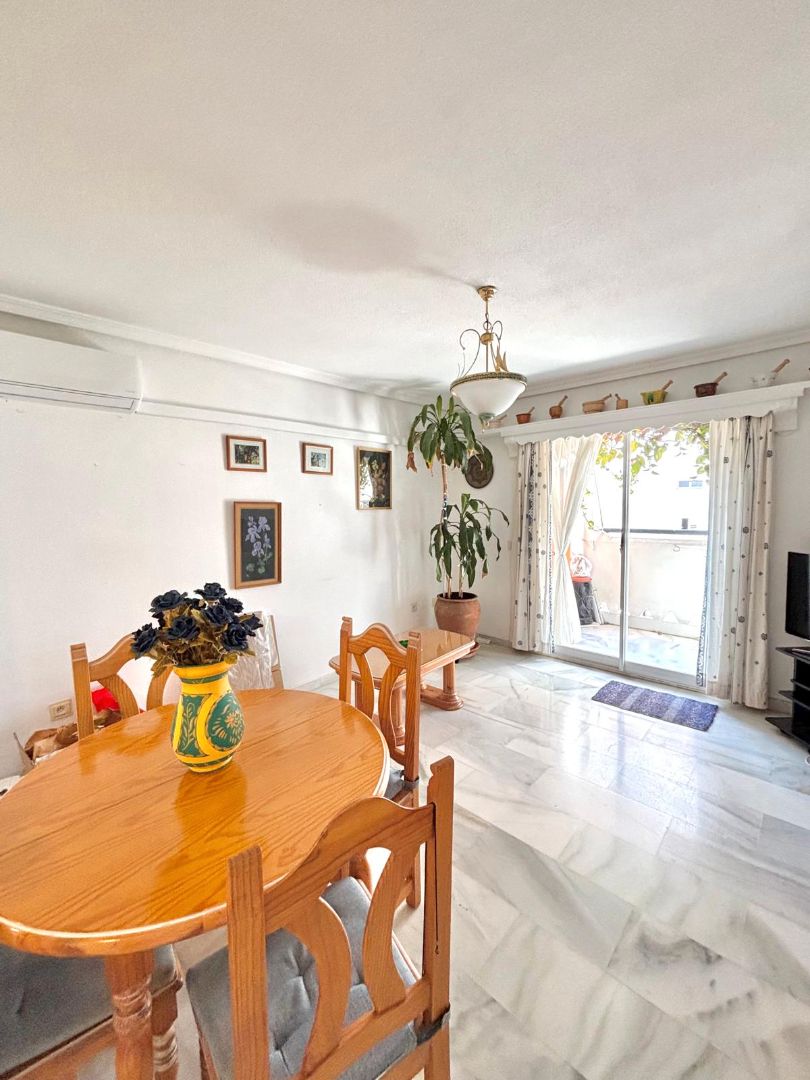 Dining room of Flat for sale in Benalmádena  with Terrace, Furnished and Oven