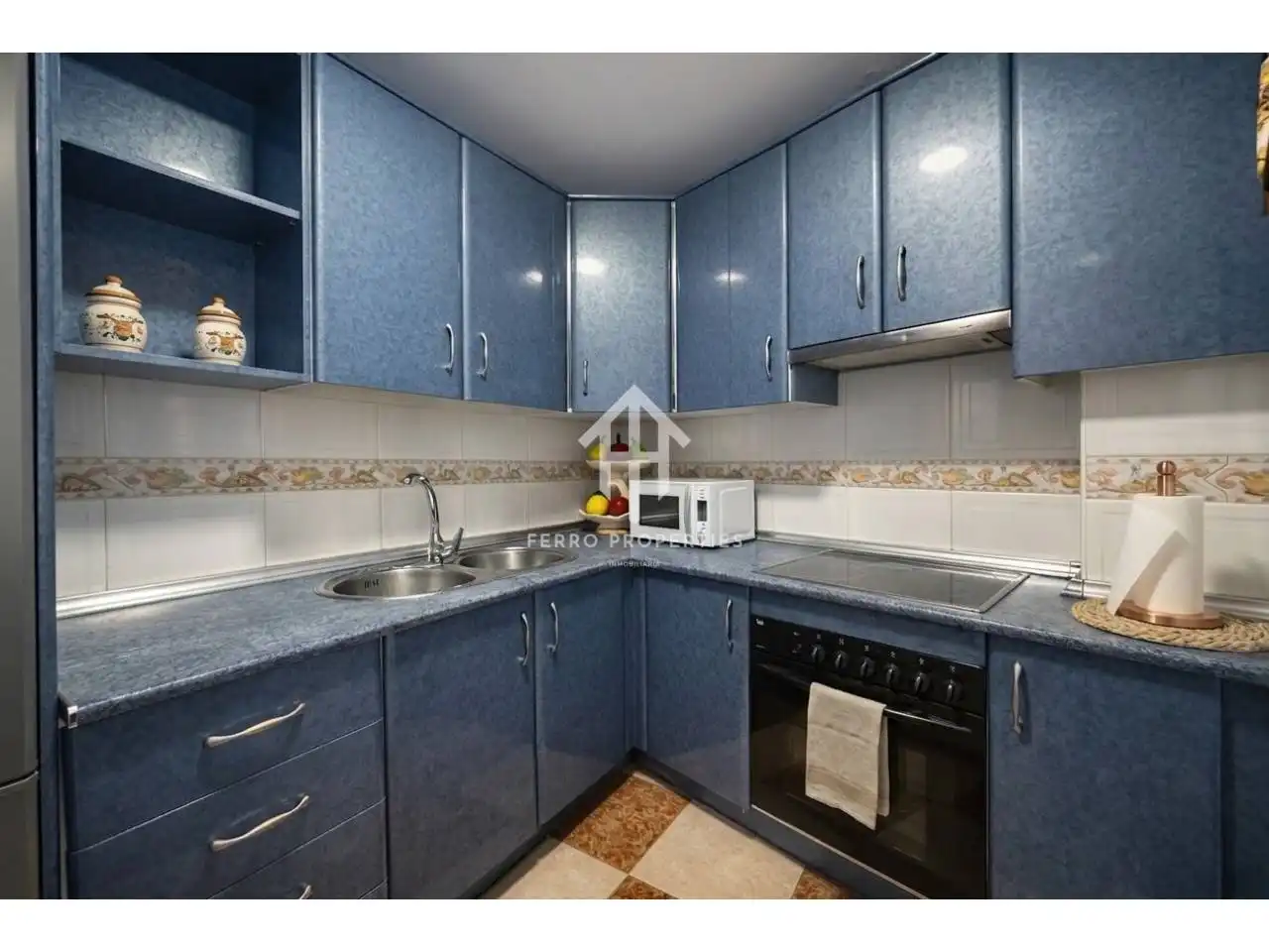 Kitchen of Flat for sale in Loja  with Terrace, Storage room and Furnished