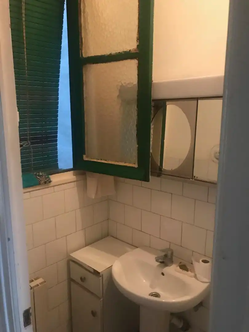 Bathroom of Apartments for sale in  Logroño  with Heating and Washing machine
